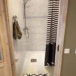 Kolme Venna 아파트 페르누