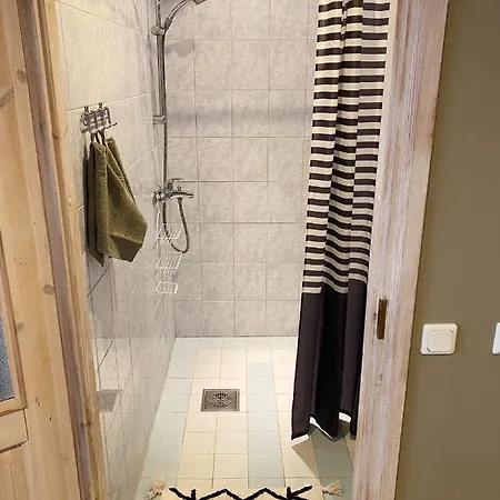 Kolme Venna Apartment Parnu
